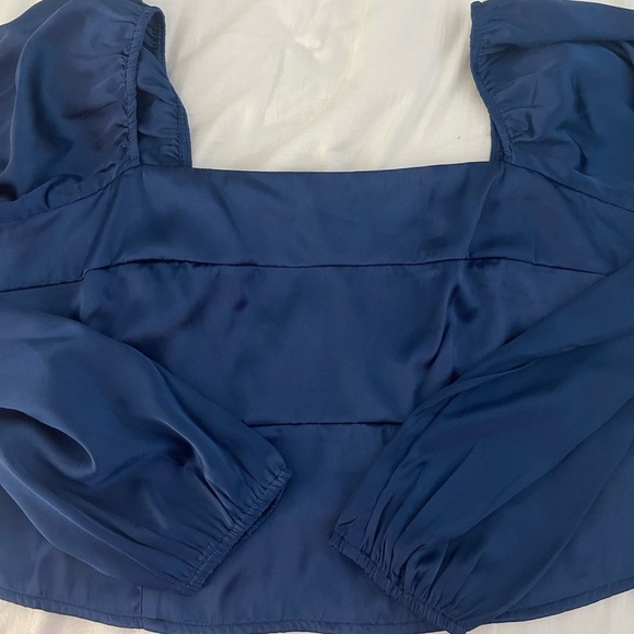 Hollister Satin Top - Picture 3 of 5